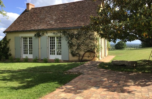 Bazouges-sur-le-Loir House | Charming house*, comfort, quiet, breathtaking view, heated pool