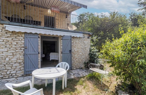 Cenac-et-Saint-Julien Apartment | Charming Studio in Dordogne with Shared Pool and Panoramic View