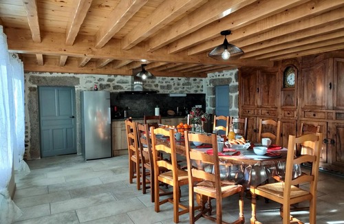 Chalmazel-Jeansagniere Cottage | Charming cottage, 3 bedrooms, garden, ping-pong