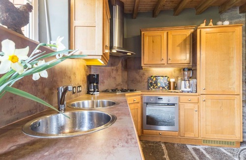 Coulouvray-Boisbenatre Cottage | Charming house with enclosed garden in Coulouvray-Boisbenâtre
