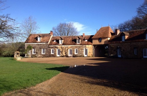 Domfront-en-Champagne House | Charming house in the middle of greenery