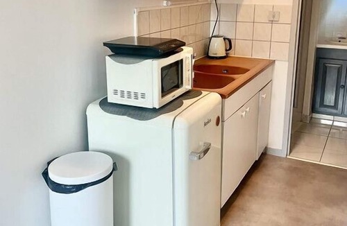 Douvres-la-Delivrande Apartment | Charming T2 in Douvres-la-Délivrande