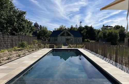 Fiquefleur-Equainville House | Charming restored Normandy farmhouse in a quiet location with swimming pool