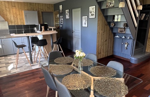 Fiquefleur-Equainville House | Charming cottage