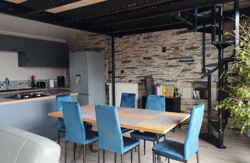 Saint-Jean-des-Mauvrets House | Charming Anjou house with shared pool