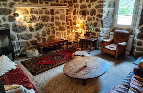 Malarce-sur-la-Thines House | Charming hamlet house Thines valley