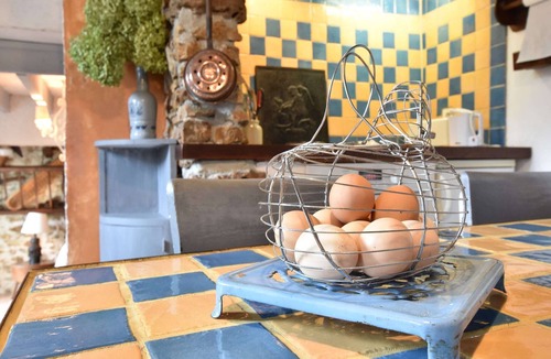 Mezy-Moulins House | Charming Gîte in France for a Private Getaway