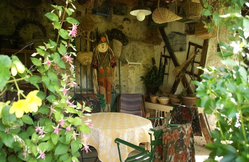 Mezy-Moulins House | Charming Gîte in France for a Private Getaway