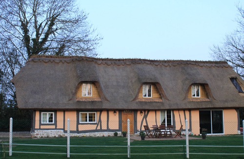 Saint-Eloi-de-Fourques Cottage | Charming Cottage 6 people with indoor Spa and outdoor pool