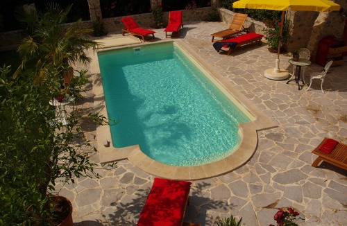 Saint Alban Auriolles Apartment | Charming studio with pool near Pont d’Arc – ideal for couples