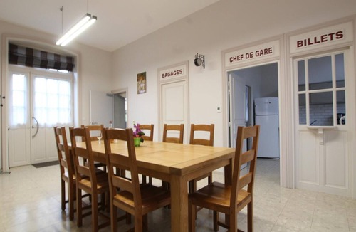 Saint-Cyr-du-Bailleul Cottage | Charming renovated house by the Greenway in Normandy, pets allowed, parking