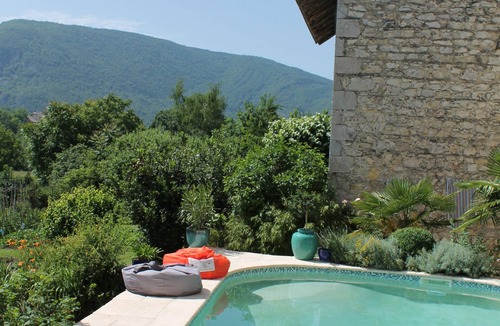 Saint-Martin-de-Bavel Cottage | Charming stone cottage with sauna, pool, near the Grand Colombier and lakes