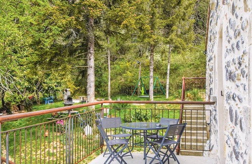 Meysse Apartment | Charming cottage in the middle of nature.