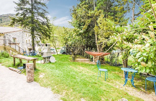Meysse Apartment | Charming cottage in the middle of nature.