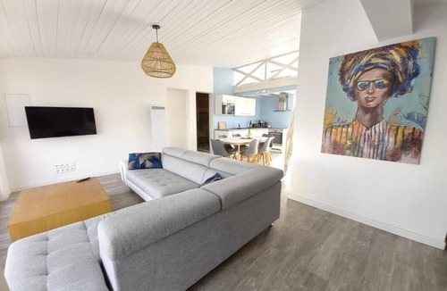 Saint-Michel-Chef-Chef Apartment | Charming apartment 15 minutes walk from the beach