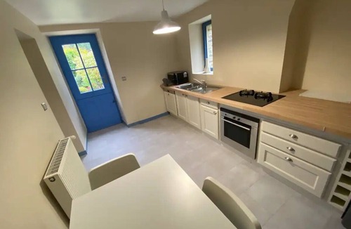 Saint-Nicolas-de-Redon Villa | Charming accommodation with swimming pool and garden.