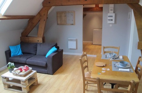 Saint-Waast Cottage | Charming cottage by Belgian border - 7 guests