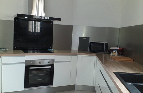 Saint-Hilaire-de-Brethmas Villa | Charming villa in a green setting