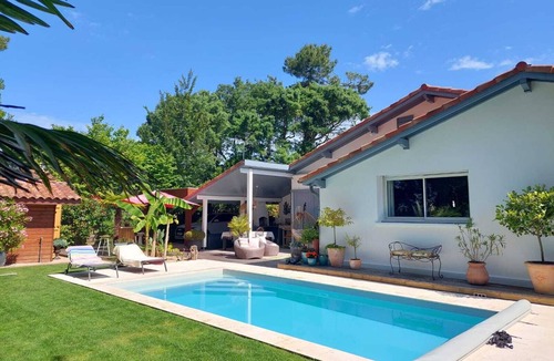 Vieux-Boucau-les-Bains Villa | Charming villa with heated pool