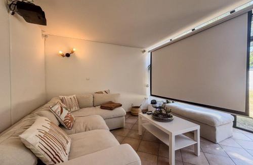 Roullee House | Charming Maison de Campagne