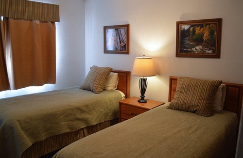 Tabernash Resort | Charming Fraser 2-bedroom at The Pines of Meadow Ridge