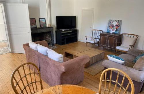 Barry-d'Islemade House | Charming French Countryside Escape with Pool