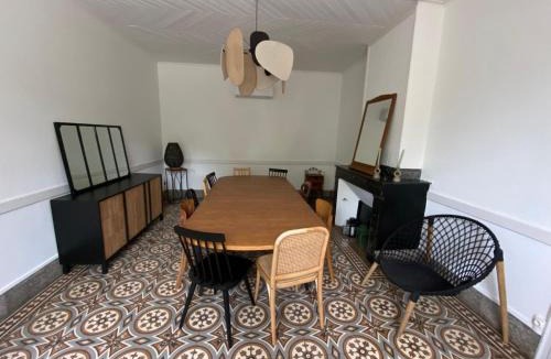 Barry-d'Islemade House | Charming French Countryside Escape with Pool