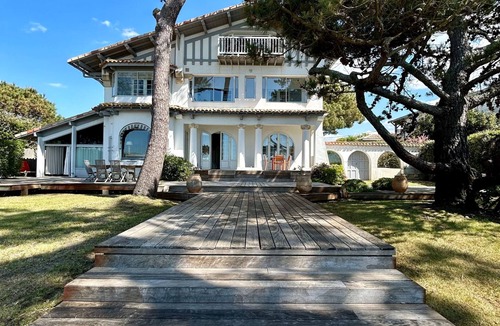 La Teste-de-Buch Villa | Charming front-line villa. Private access Bassin