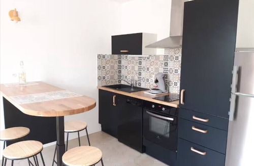 Chateauroux House | Charming fully equipped townhouse