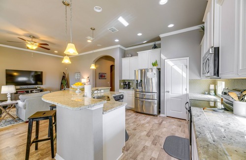 Fulton House | Charming Fulton Retreat < 1 Mi to Ocean & Pier!
