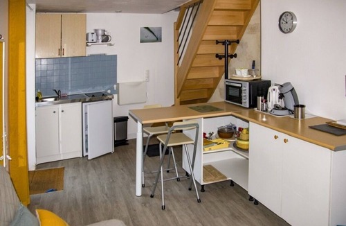 Bernieres-sur-Mer House | Charming furnished apartment, Normandy coast, 400m from the beach