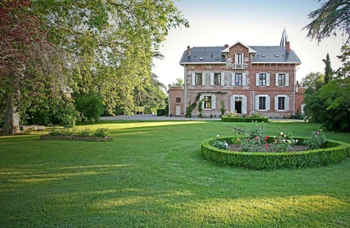 Marssac-sur-Tarn Cottage | Charming furnished apartment in a 19th castlemanor close to Albi