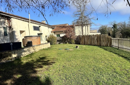 Saint-Just House | Charming gîte "chez Lisa" 91m2