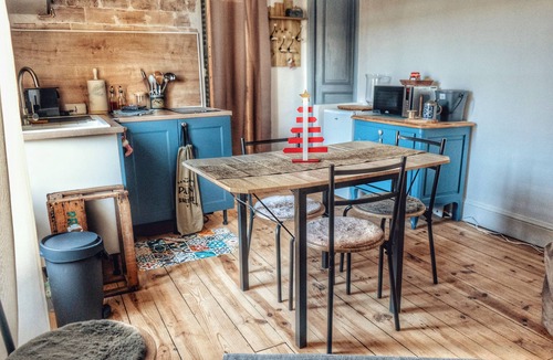 Roynac Apartment | Charming gîte Drôme Provençale