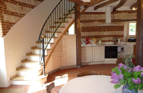 Offranville House | Charming gîte in a dovecote