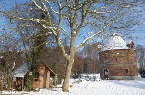 Offranville House | Charming gîte in a dovecote