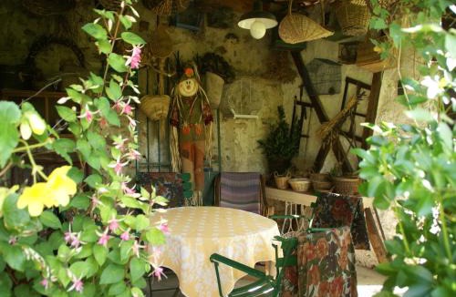 Mezy-Moulins House | Charming Gîte in France for a Private Getaway