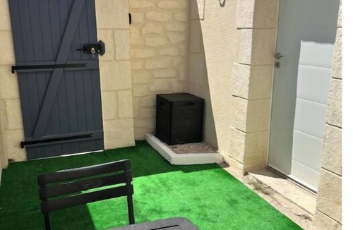 Villefranche-sur-Cher House | Charming gîte *La parenthèse*, whirlpool bath