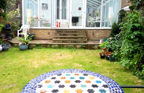 Brownswood Apartment | Charming garden flat in central London