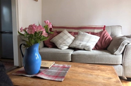 Bury St Edmunds Cottage | Charming Georgian flint cottage