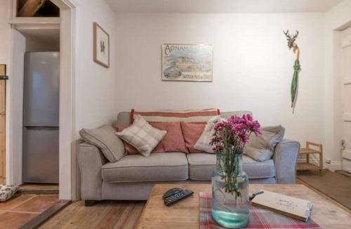 Bury St Edmunds Cottage | Charming Georgian flint cottage