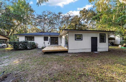 Fort King District House | Charming Getaway near the Square!