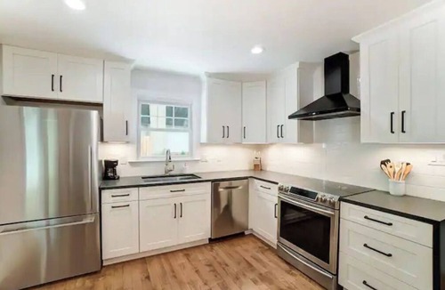 Fort Mill House | Charming Getaway on the Greenway!