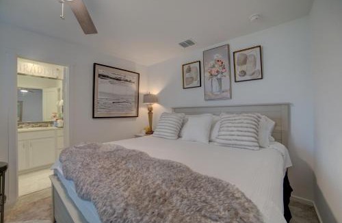 Clear Lake Villa | Charming Getaway Retreat