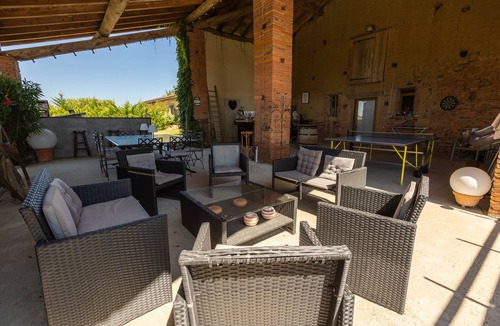 Beauvais-sur-Tescou House | Charming gîte with pool and view