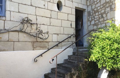 Candes-Saint-Martin House | Charming gîte in the Loire castles