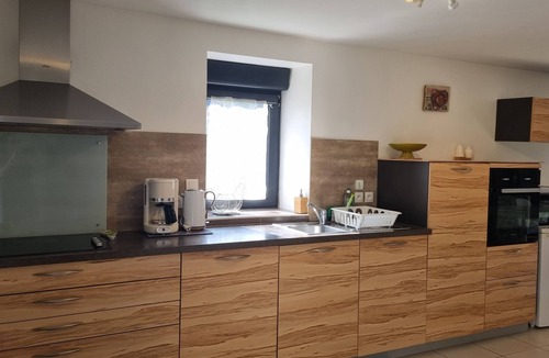 Ploneour-Lanvern Cottage | CHARMING GITE 4 STARS WITH COVERED POOL