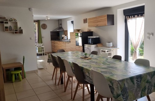 Ploneour-Lanvern Cottage | CHARMING GITE 4 STARS WITH COVERED POOL