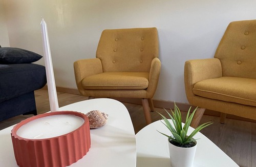 Roeze-sur-Sarthe Cottage | Charming Gîte near Le Mans - Peaceful, Independent with Private Parking, Fully Equipped, High-Speed WiFi