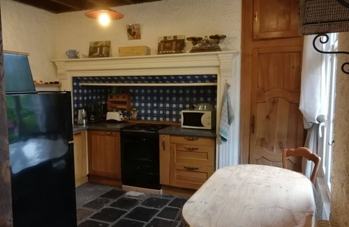 Renty Cottage | Charming gite in a mill